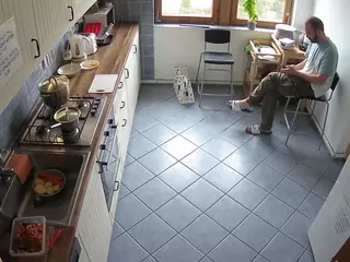 voyeurcam-julmodels-kitchen-2's Live Sex Cam Show