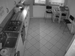 voyeurcam-julmodels-kitchen-2's Live Sex Cam Show