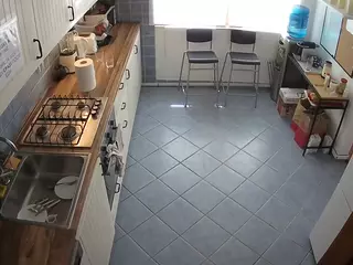 voyeurcam julmodels kitchen 2's Live Sex Cam Show