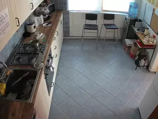voyeurcam julmodels kitchen 2's Live Sex Cam Show