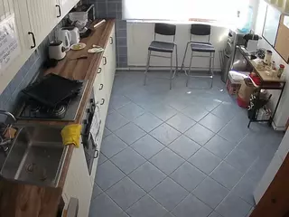 voyeurcam julmodels kitchen 2's Live Sex Cam Show