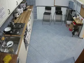 voyeurcam julmodels kitchen 2's Live Sex Cam Show