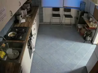 voyeurcam julmodels kitchen 2's Live Sex Cam Show