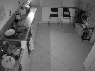 voyeurcam julmodels kitchen 2's Live Sex Cam Show
