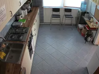 voyeurcam julmodels kitchen 2's Live Sex Cam Show