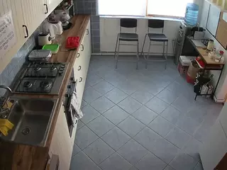 voyeurcam julmodels kitchen 2's Live Sex Cam Show