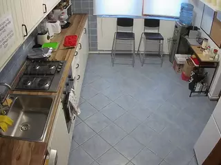voyeurcam julmodels kitchen 2's Live Sex Cam Show