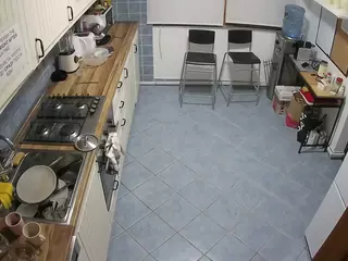 voyeurcam julmodels kitchen 2's Live Sex Cam Show