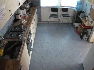 voyeurcam julmodels kitchen 2's Live Sex Cam Show