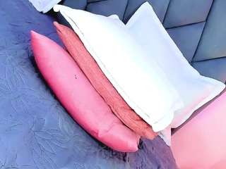 sexiigabriela's CamSoda show and profile