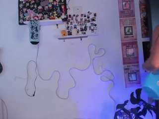 candyxpeach live webcam show
