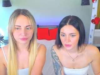 queenpoisons live cam profile