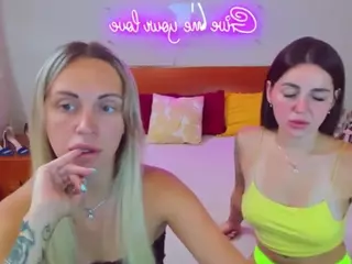 QueenPoisonS's Live Sex Cam Show