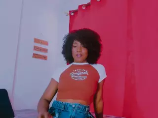 sarayhotstar's Live Sex Cam Show