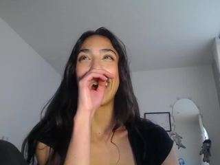 unknowngiirl webcam