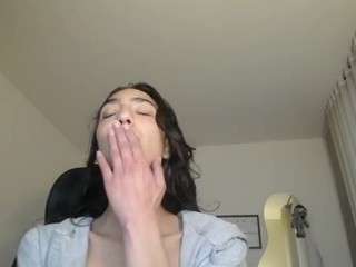 unknowngiirl Live Webcam on CamSoda