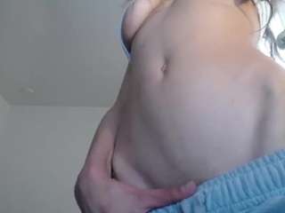 Live webcam model unknowngiirl on Soda Cams