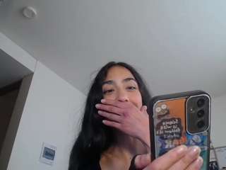 unknowngiirl live