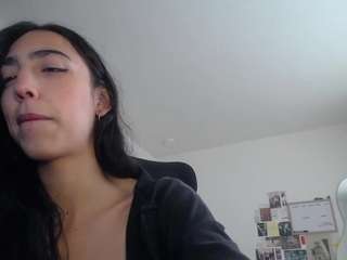 unknowngiirl live webcam show