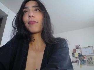 unknowngiirl live webcam show