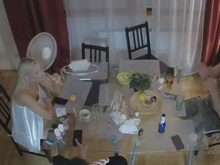 voyeurcam-julmodels-dining-2