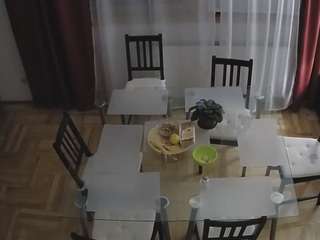 voyeurcam-julmodels-dining-2