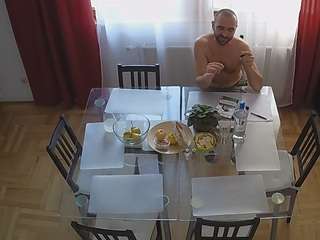 voyeurcam-julmodels-dining-2