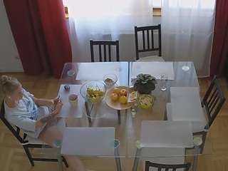 voyeurcam-julmodels-dining-2 Evilyn Cam Model camsoda