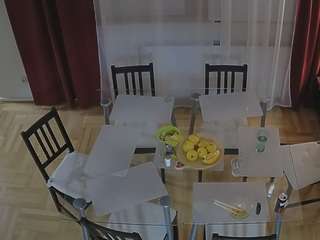 voyeurcam-julmodels-dining-2