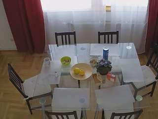 voyeurcam-julmodels-dining-2