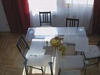 voyeurcam-julmodels-dining-2