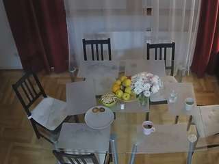 voyeurcam-julmodels-dining-2