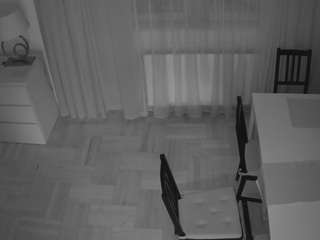 voyeurcam-julmodels-dining-2