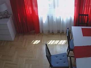 voyeurcam-julmodels-dining-2