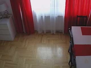 voyeurcam-julmodels-dining-2