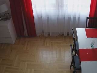 voyeurcam-julmodels-dining-2