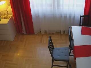 voyeurcam-julmodels-dining-2