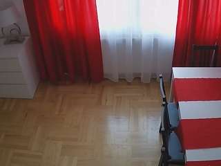 voyeurcam-julmodels-dining-2