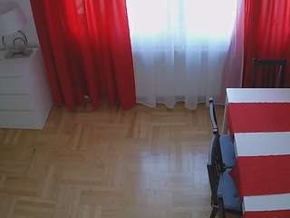 voyeurcam-julmodels-dining-2