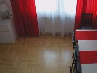 voyeurcam julmodels dining 2