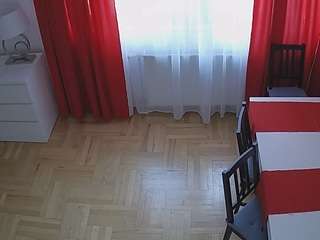 voyeurcam-julmodels-dining-2