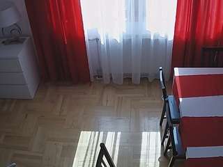 voyeurcam julmodels dining 2