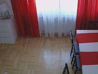 voyeurcam-julmodels-dining-2