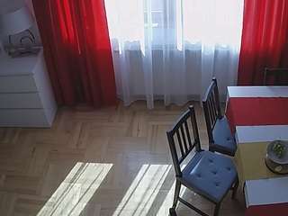 voyeurcam julmodels dining 2
