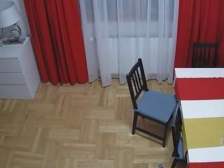 voyeurcam-julmodels-dining-2