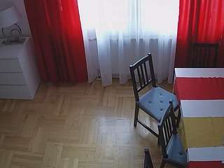 voyeurcam-julmodels-dining-2