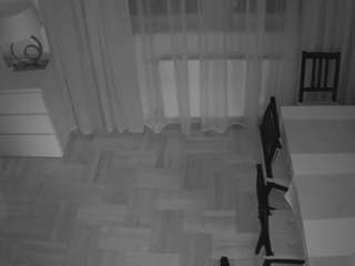 voyeurcam-julmodels-dining-2