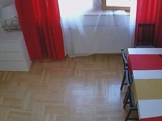 voyeurcam-julmodels-dining-2 Live Webcam on CamSoda