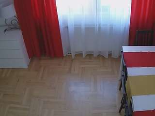 voyeurcam-julmodels-dining-2 camsoda