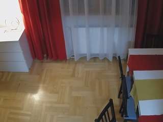 voyeurcam-julmodels-dining-2 camsoda